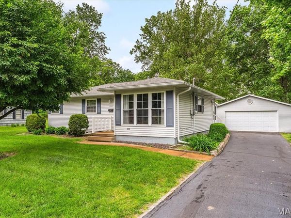 624 W Elm Street , Millstadt, IL 62260