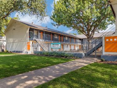 4618 Reiger Avenue, Unit 205, Dallas, TX 75246