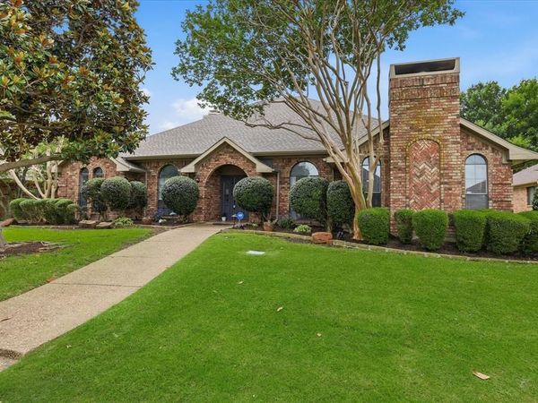1516 Glastonbury Drive, Plano, TX 75075