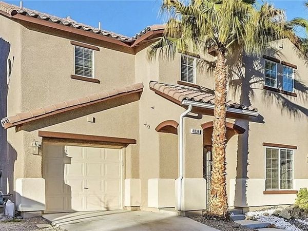 4836 Golden Shimmer Avenue, Las Vegas, NV 89139