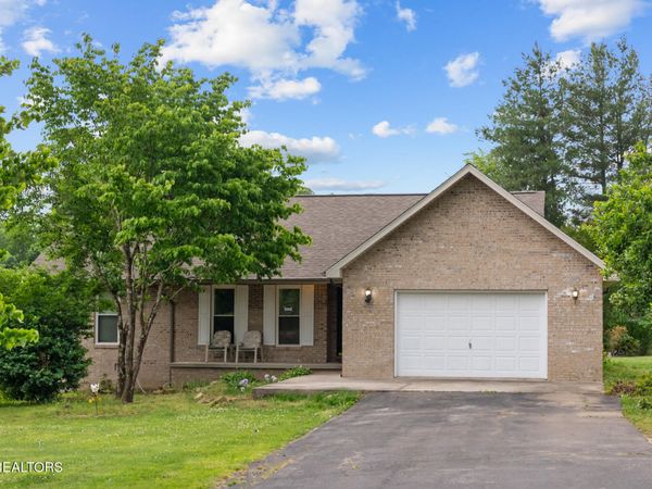 130 Chestnut Court, Crossville, TN 38555