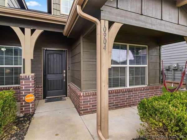 10904 N 117th East Place, Owasso, OK 74055