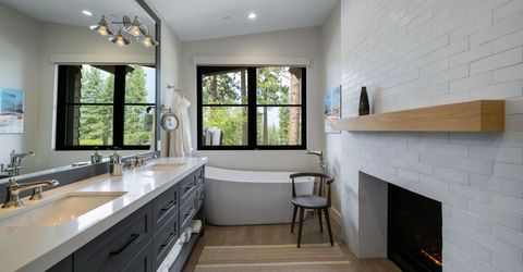 377 James Mciver, Truckee, CA 96161 Photo