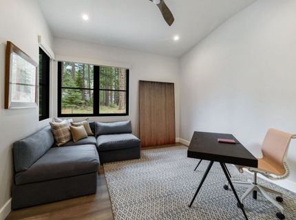 377 James Mciver, Truckee, CA 96161 Photo