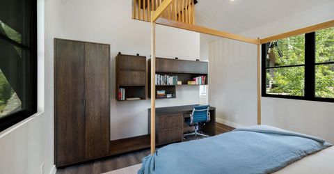 377 James Mciver, Truckee, CA 96161 Photo
