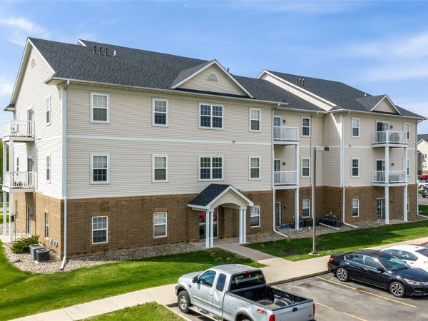1209 Mayfield Drive, Ames, IA 50014