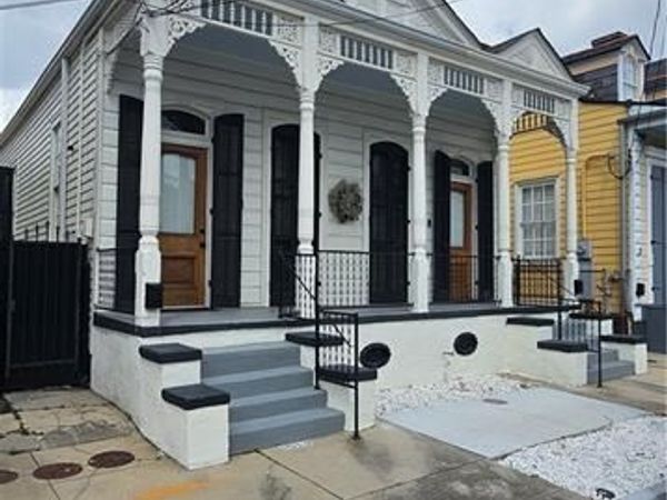 1611 13 URSULINES Avenue , New Orleans, LA 70116