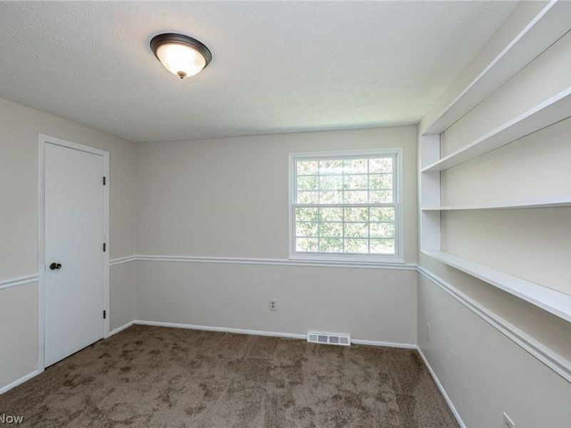 13748 Oakbrook Drive, Unit 13748, North Royalton, OH 44133 Photo 14