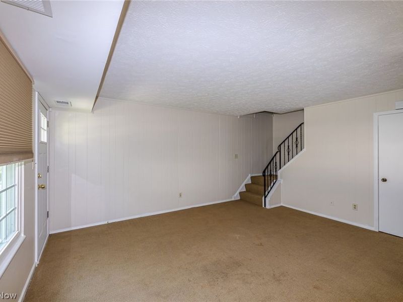 13748 Oakbrook Drive, Unit 13748, North Royalton, OH 44133 Photo 4