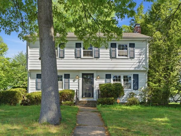 77 Washington, Manchester, CT 06042