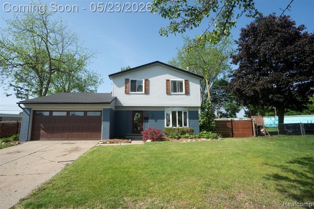 530 Sheffield Drive, Madison Heights, MI 48071 Main Photo
