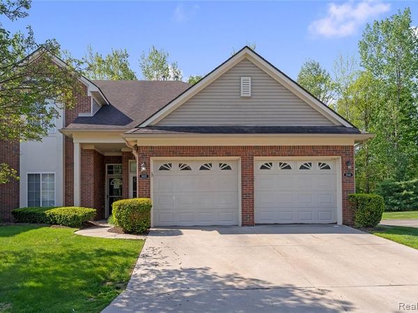3522 Eagle Creek , Shelby Twp, MI 48317