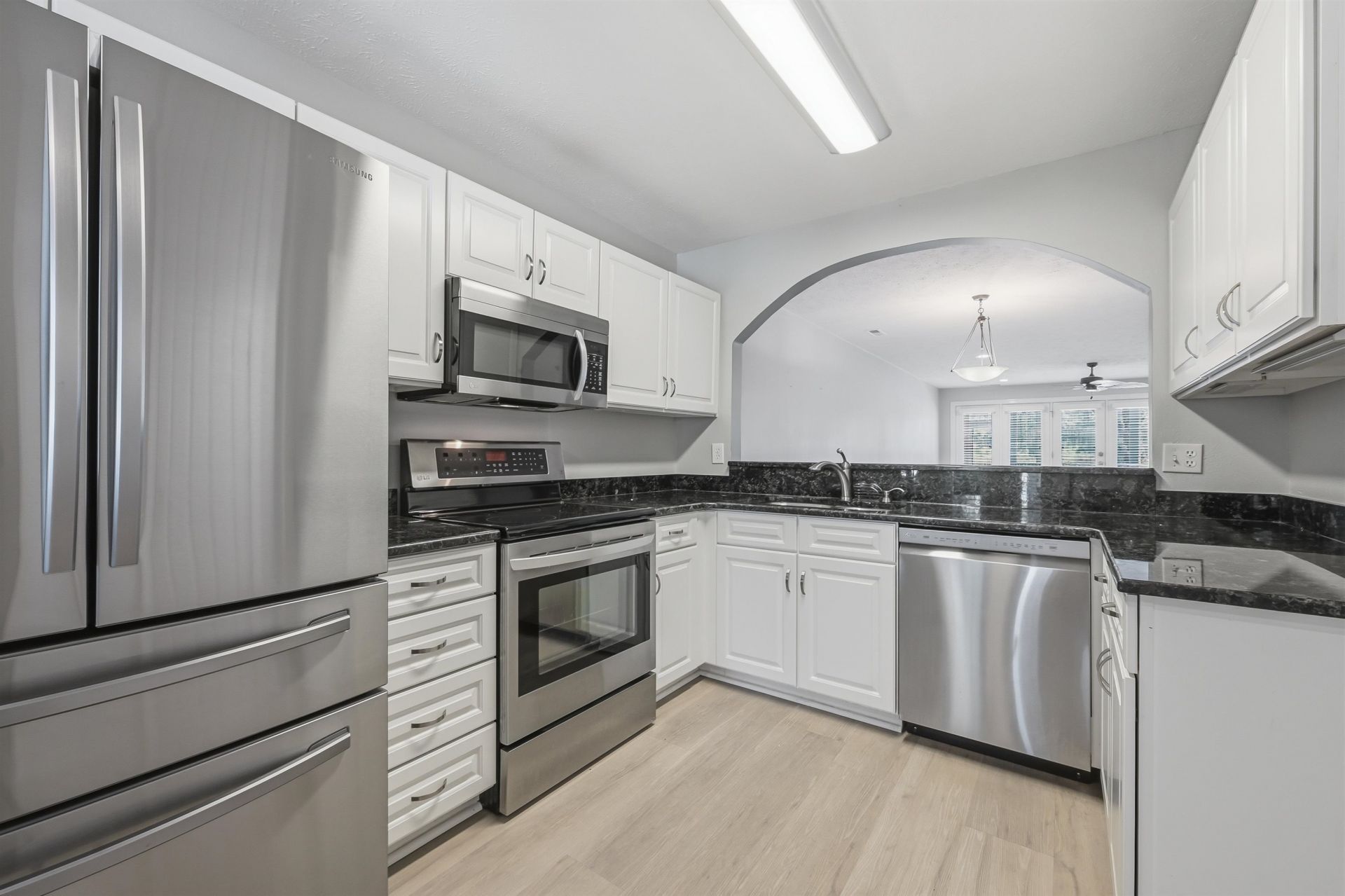 4760 Lightkeepers Way  Photo 8