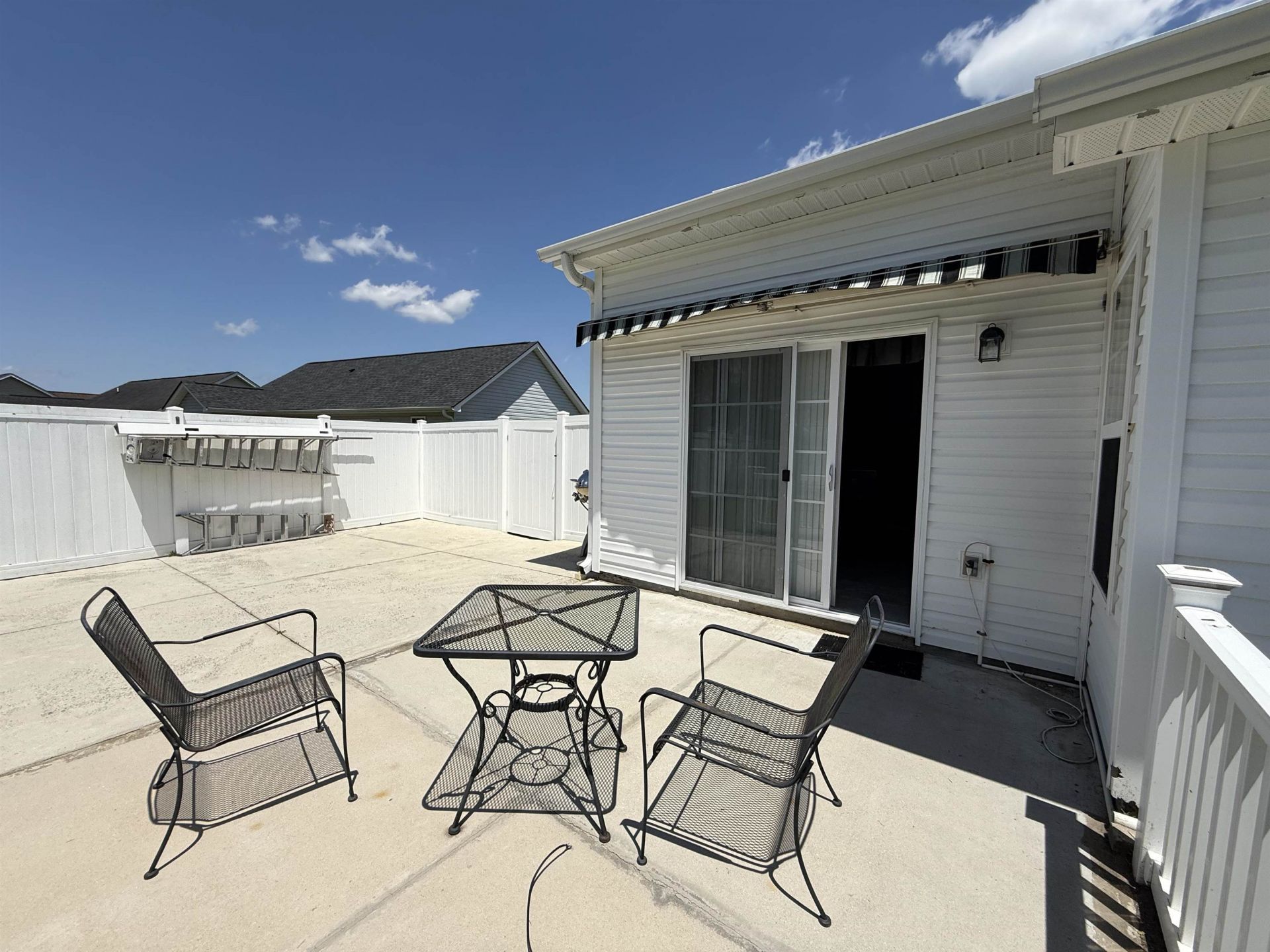 401 Carolina Woods Dr. Photo 6