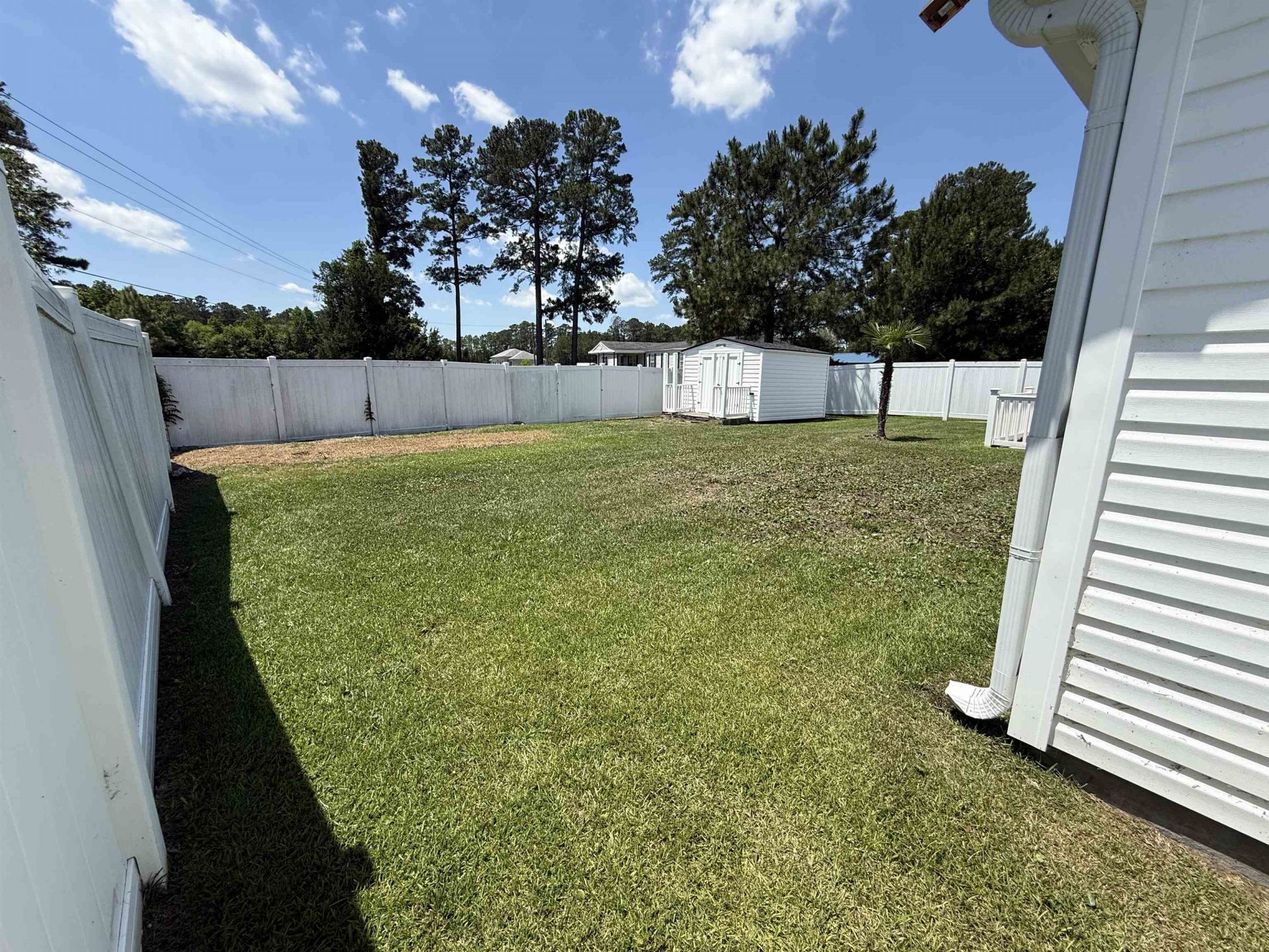 401 Carolina Woods Dr. Photo 9