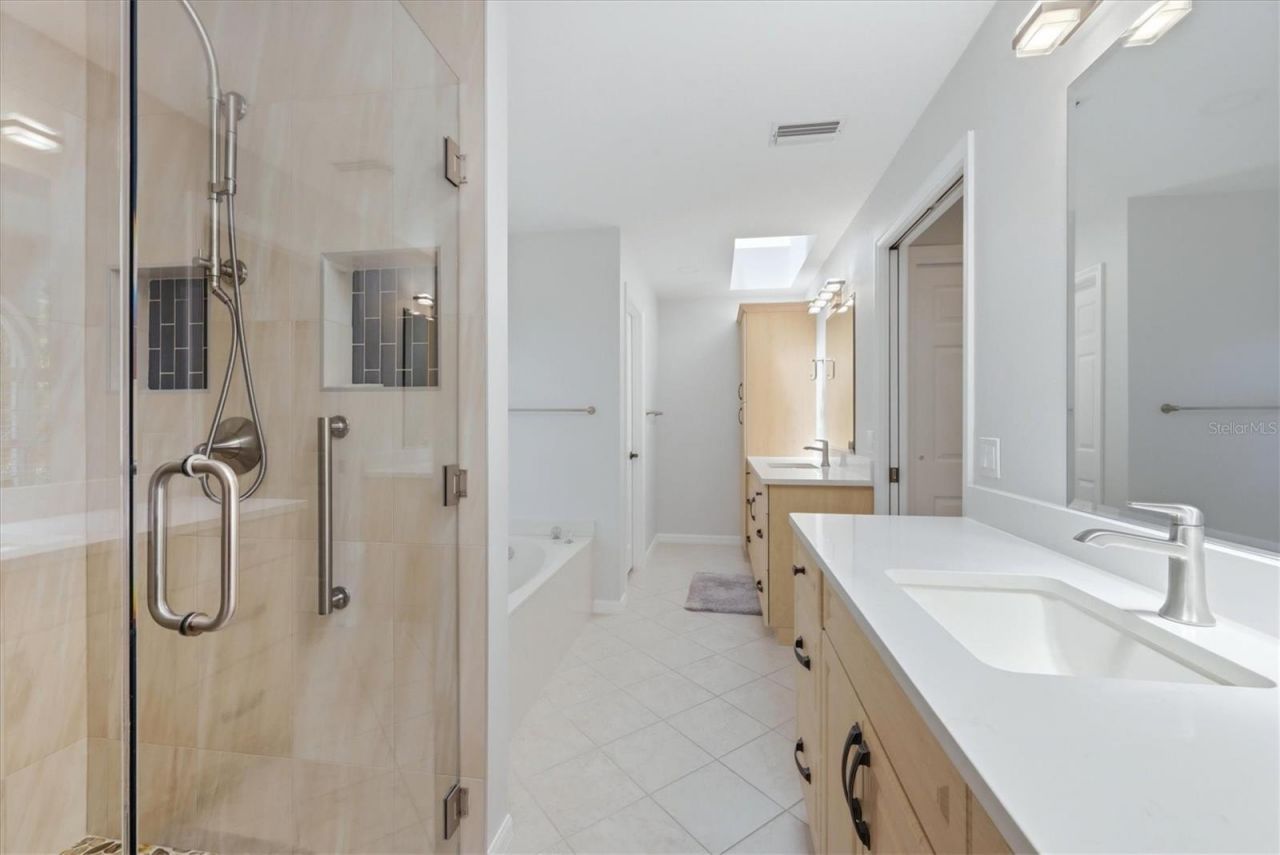 4734 E Trails Drive , Sarasota, FL 34232 Photo