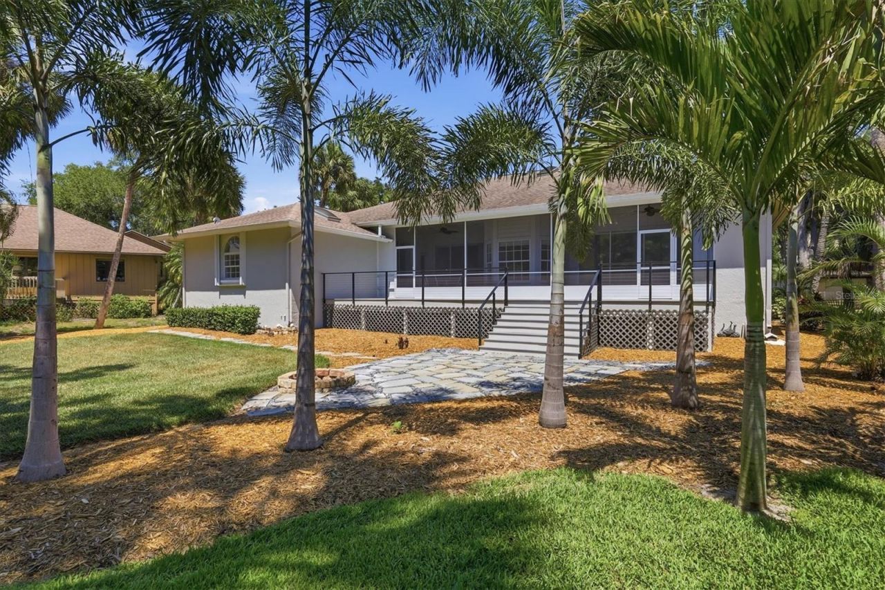 4734 E Trails Drive , Sarasota, FL 34232 Photo