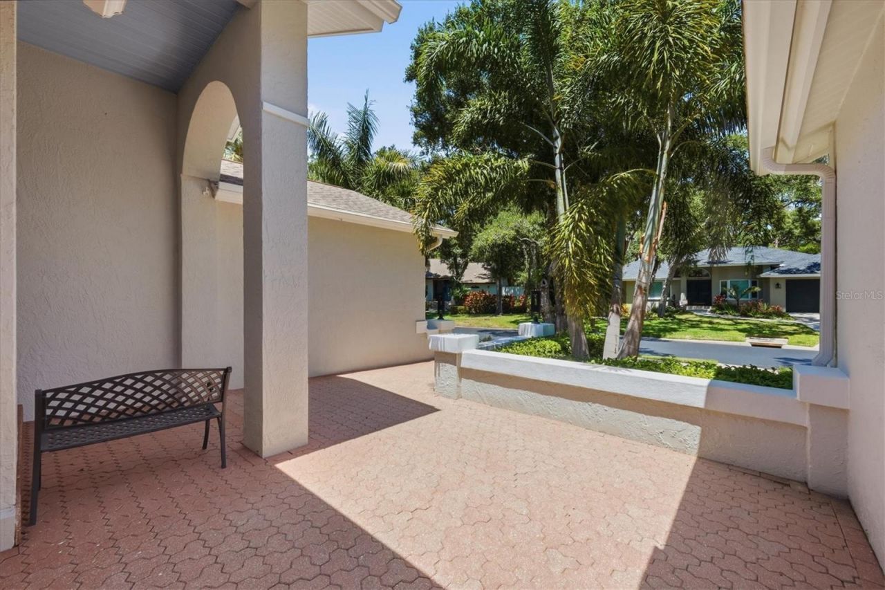 4734 E Trails Drive , Sarasota, FL 34232 Photo