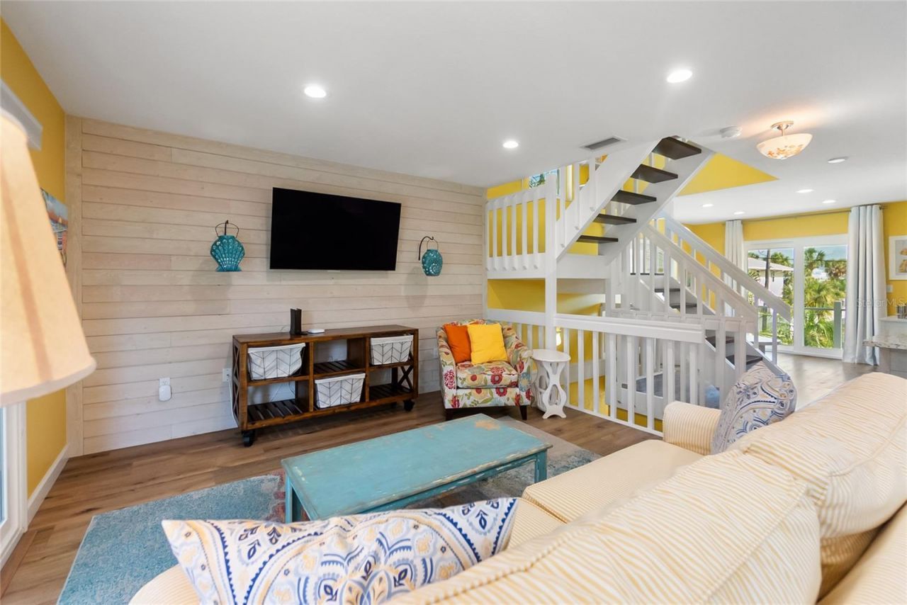 117 51st Street, Holmes Beach, FL 34217 Photo