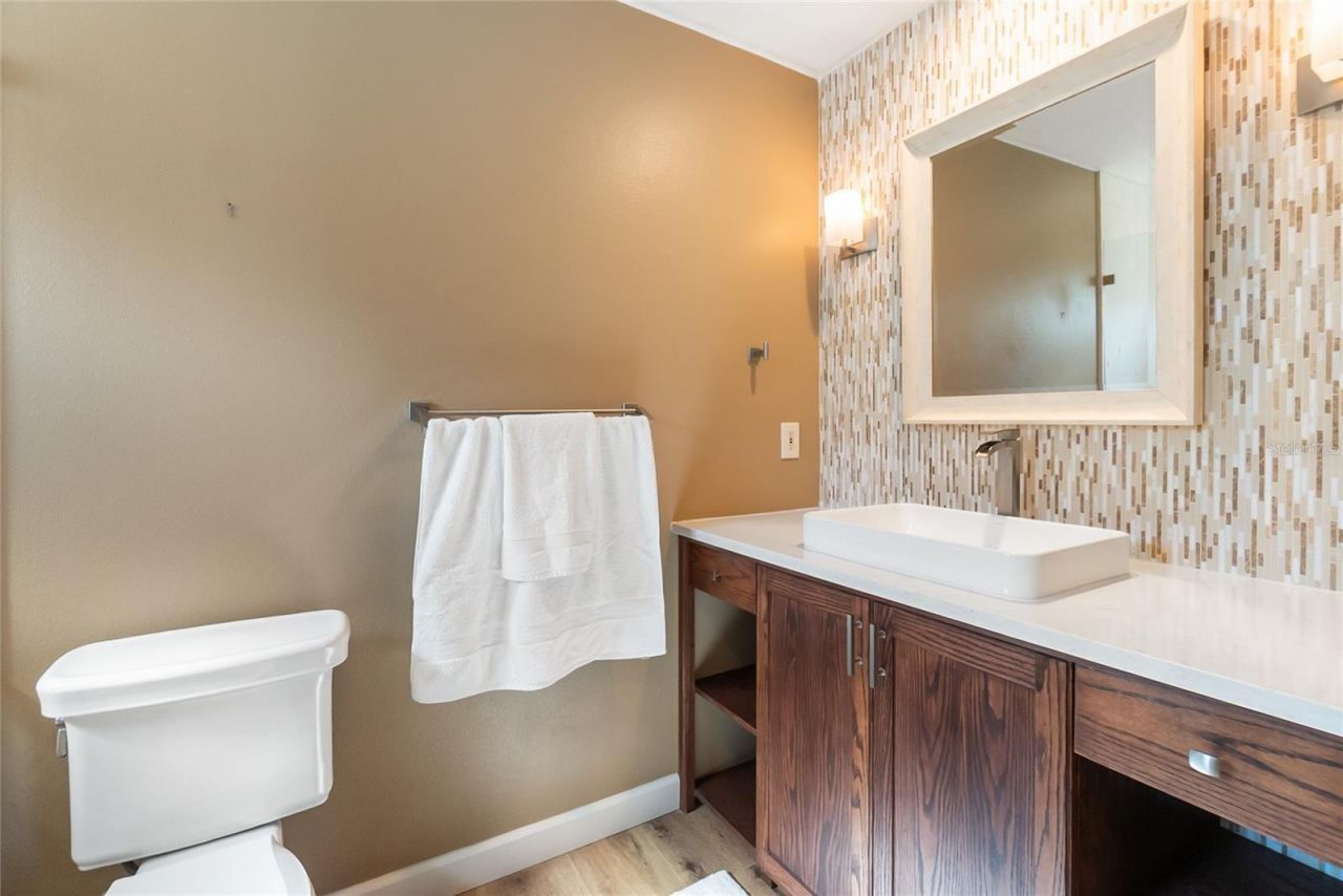 117 51st Street, Holmes Beach, FL 34217 Photo