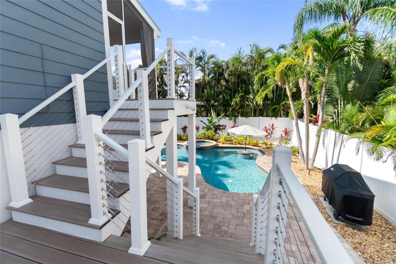 117 51st Street, Holmes Beach, FL 34217 Photo