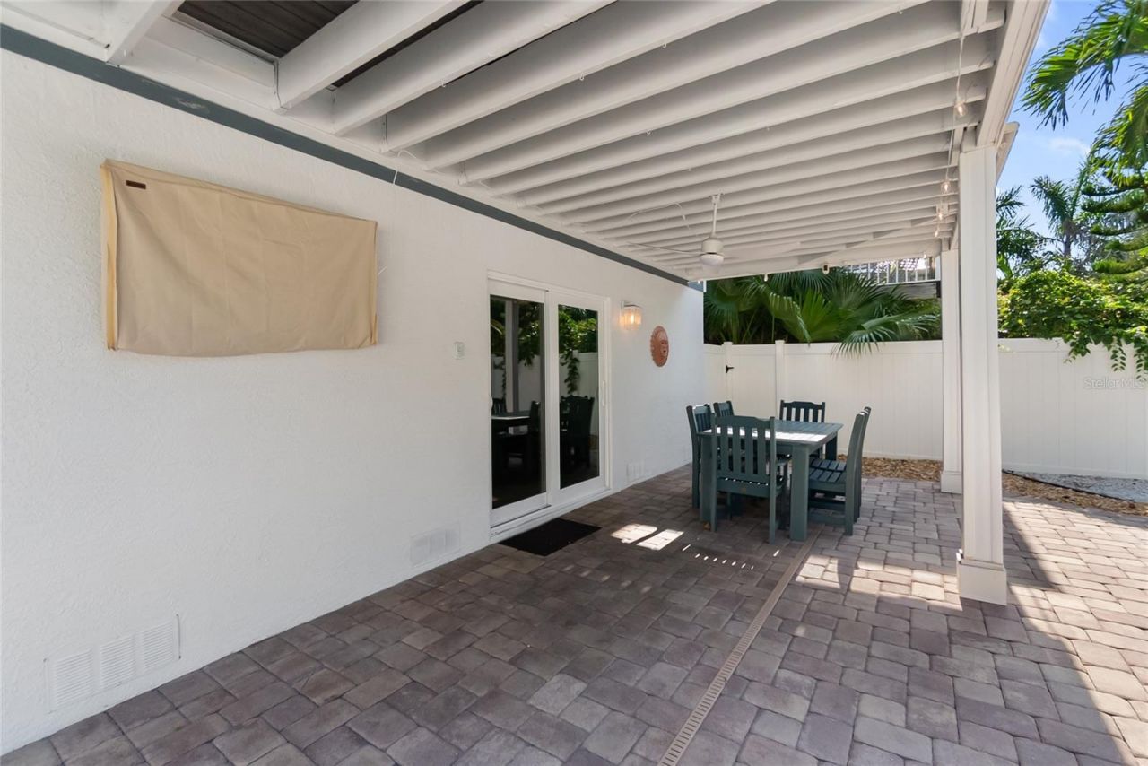 117 51st Street, Holmes Beach, FL 34217 Photo