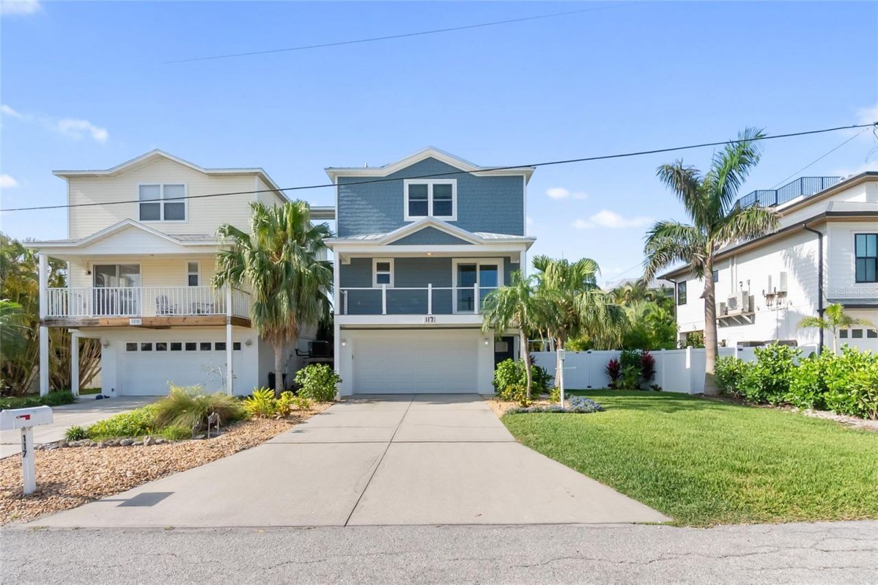 117 51st Street, Holmes Beach, FL 34217 Photo