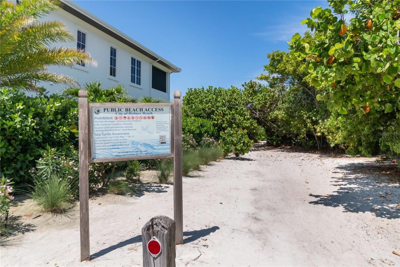 117 51st Street, Holmes Beach, FL 34217 Photo