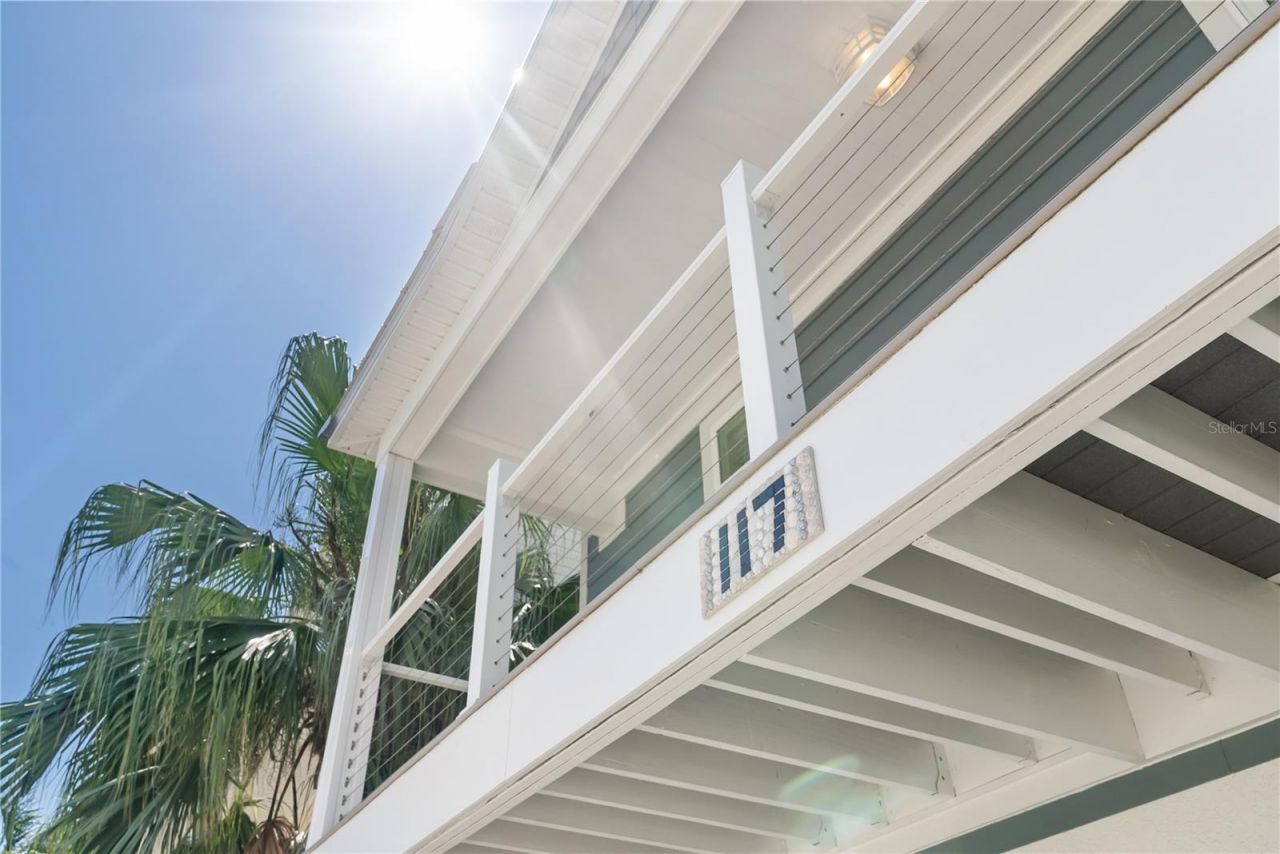 117 51st Street, Holmes Beach, FL 34217 Photo