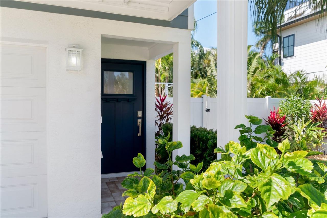 117 51st Street, Holmes Beach, FL 34217 Photo