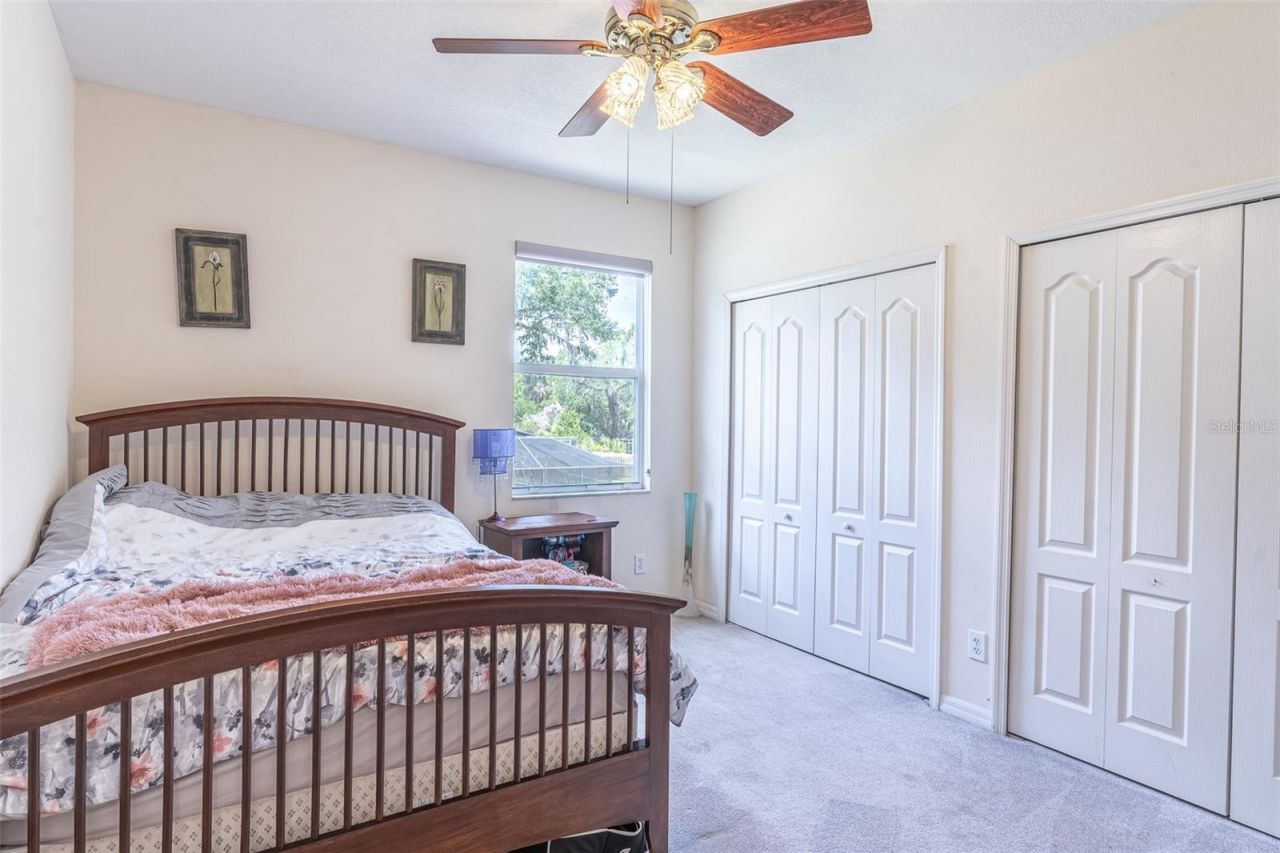 915 Hickory Fork Drive , Seffner, FL 33584 Photo