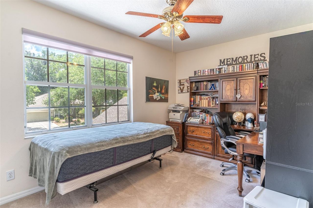 915 Hickory Fork Drive , Seffner, FL 33584 Photo
