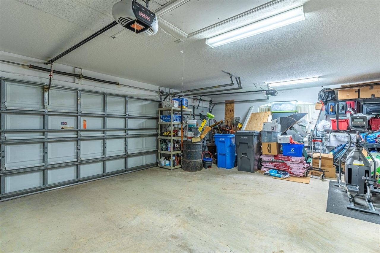 915 Hickory Fork Drive , Seffner, FL 33584 Photo