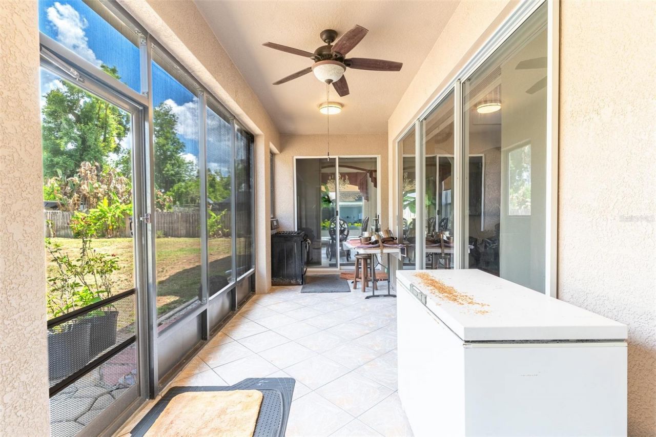 915 Hickory Fork Drive , Seffner, FL 33584 Photo