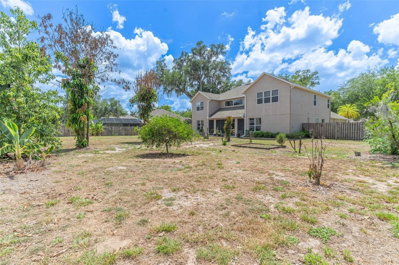 915 Hickory Fork Drive , Seffner, FL 33584 Photo