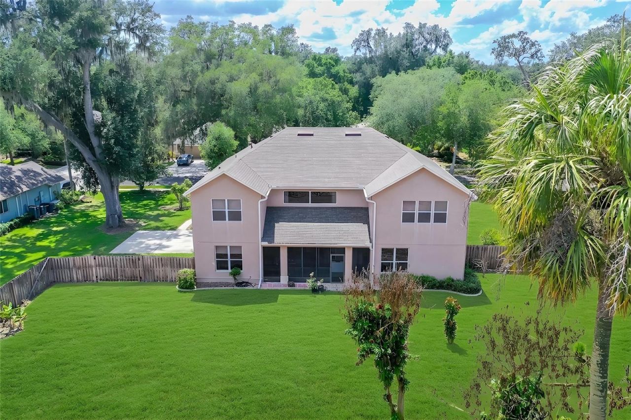 915 Hickory Fork Drive, Seffner, FL 33584 Photo