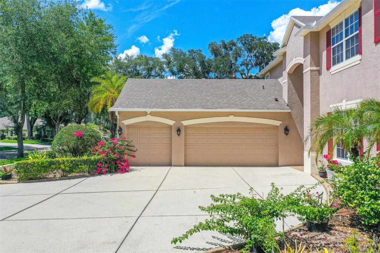 915 Hickory Fork Drive , Seffner, FL 33584 Photo