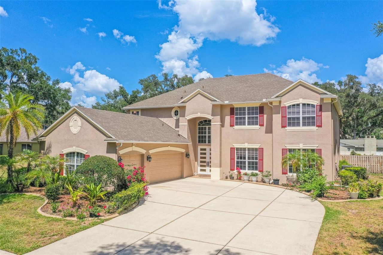 915 Hickory Fork Drive , Seffner, FL 33584 Photo