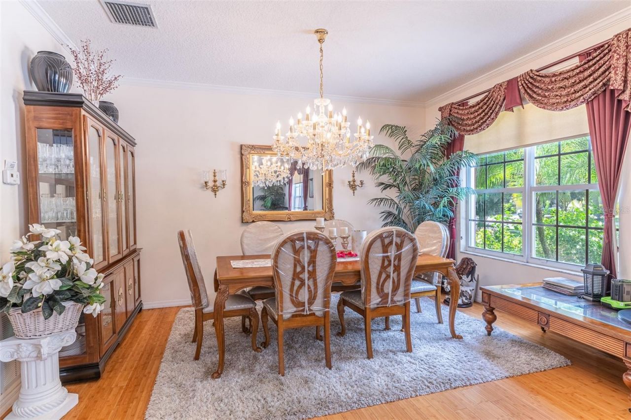 915 Hickory Fork Drive , Seffner, FL 33584 Photo