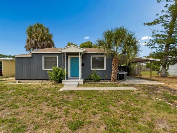 517 HAMPTON AVENUE NE, ST PETERSBURG, FL 33703