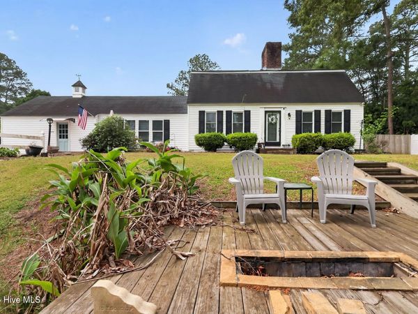206 Woodland Drive , Clinton, NC 28328