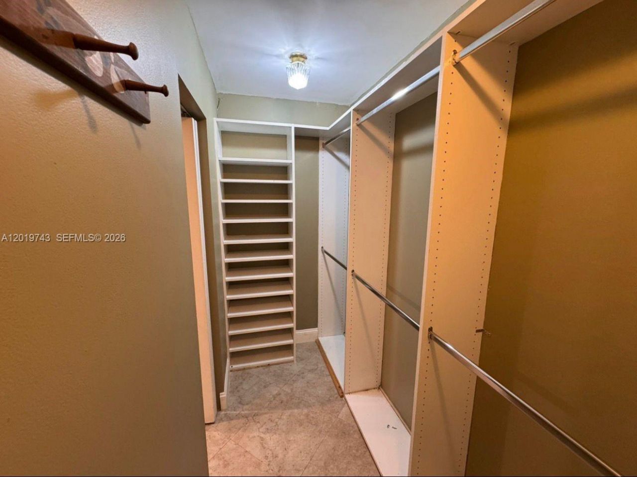 2401 Collins Ave, Unit 1807, Miami Beach, FL 33140 Photo