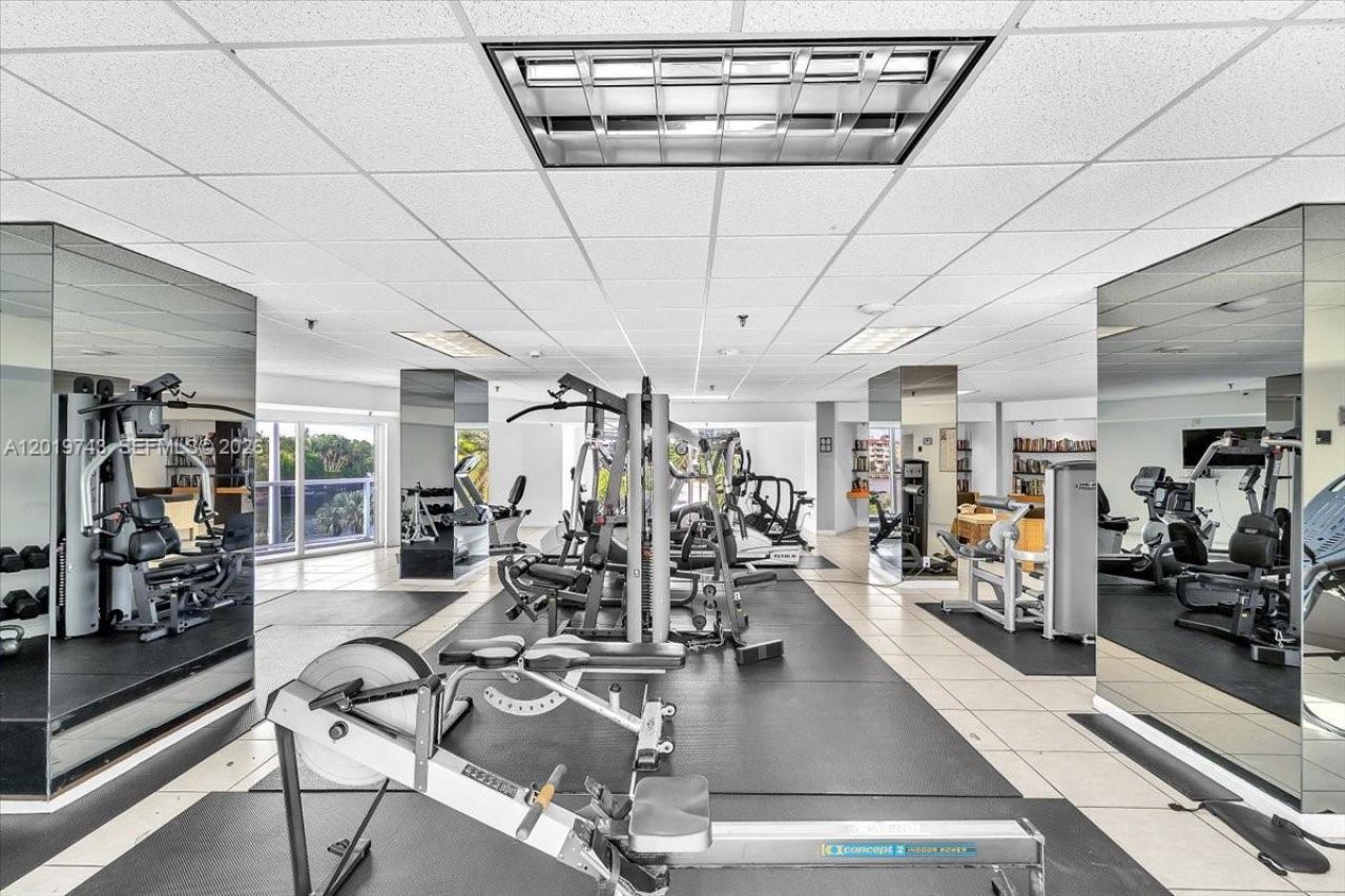 2401 Collins Ave, Unit 1807, Miami Beach, FL 33140 Photo
