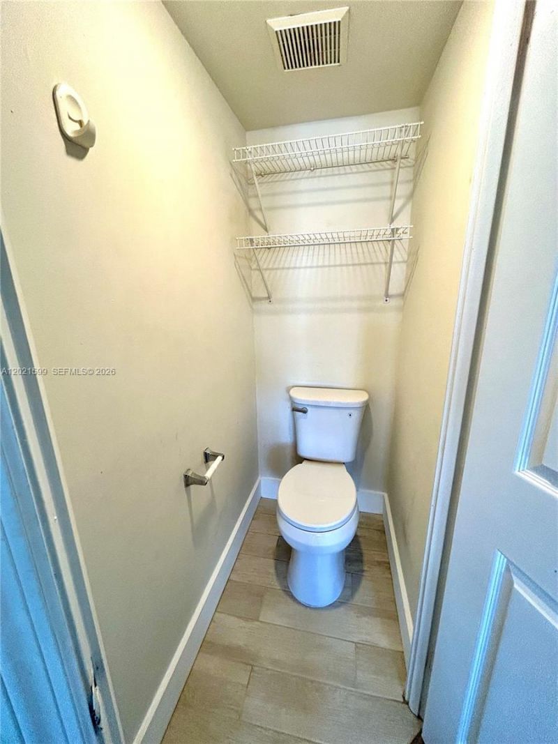 1280 S Alhambra Cir , Unit 2217, Coral Gables, FL 33146 Photo