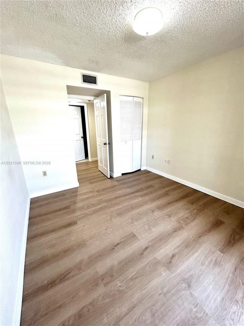 1280 S Alhambra Cir , Unit 2217, Coral Gables, FL 33146 Photo