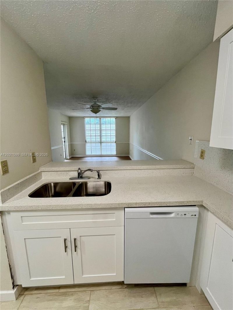 1280 S Alhambra Cir , Unit 2217, Coral Gables, FL 33146 Photo
