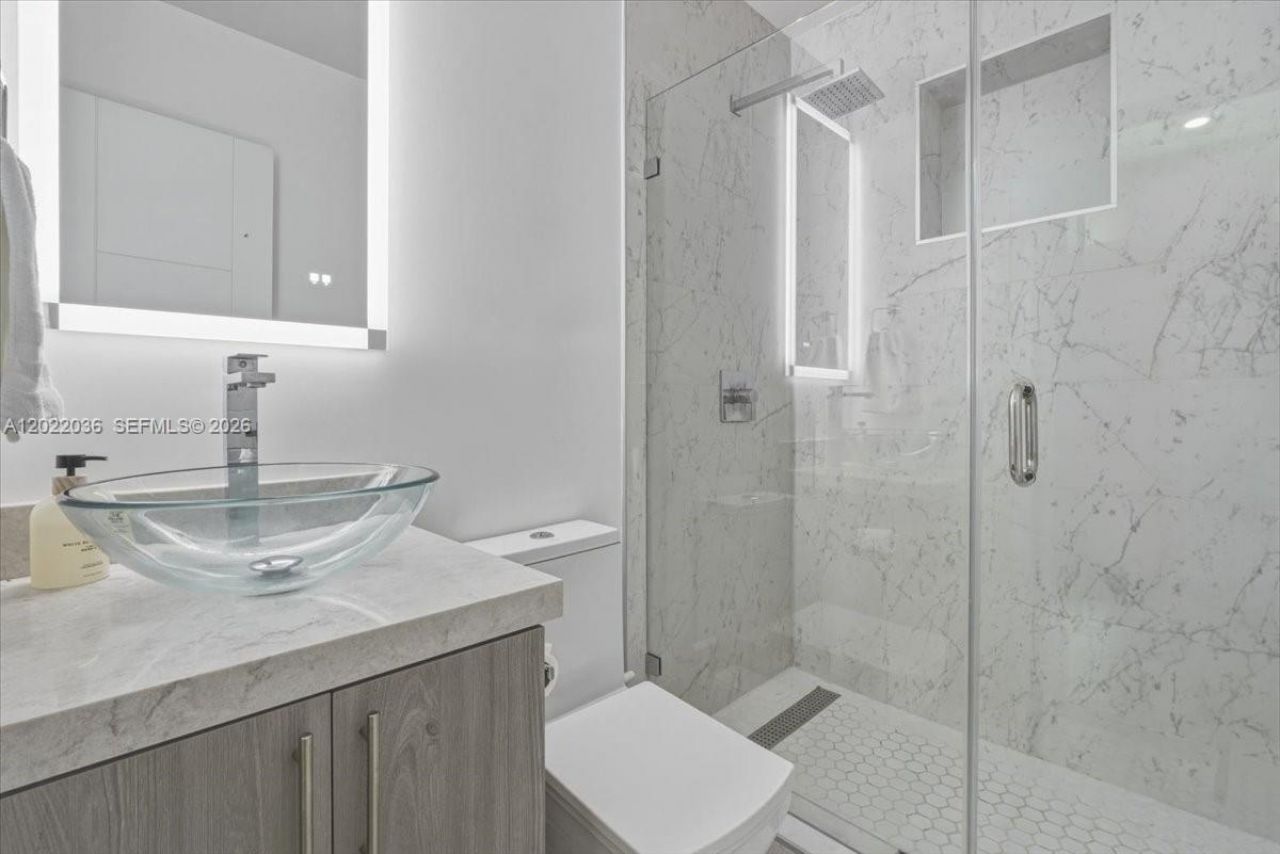 120 W 50th St , Hialeah, FL 33012 Photo