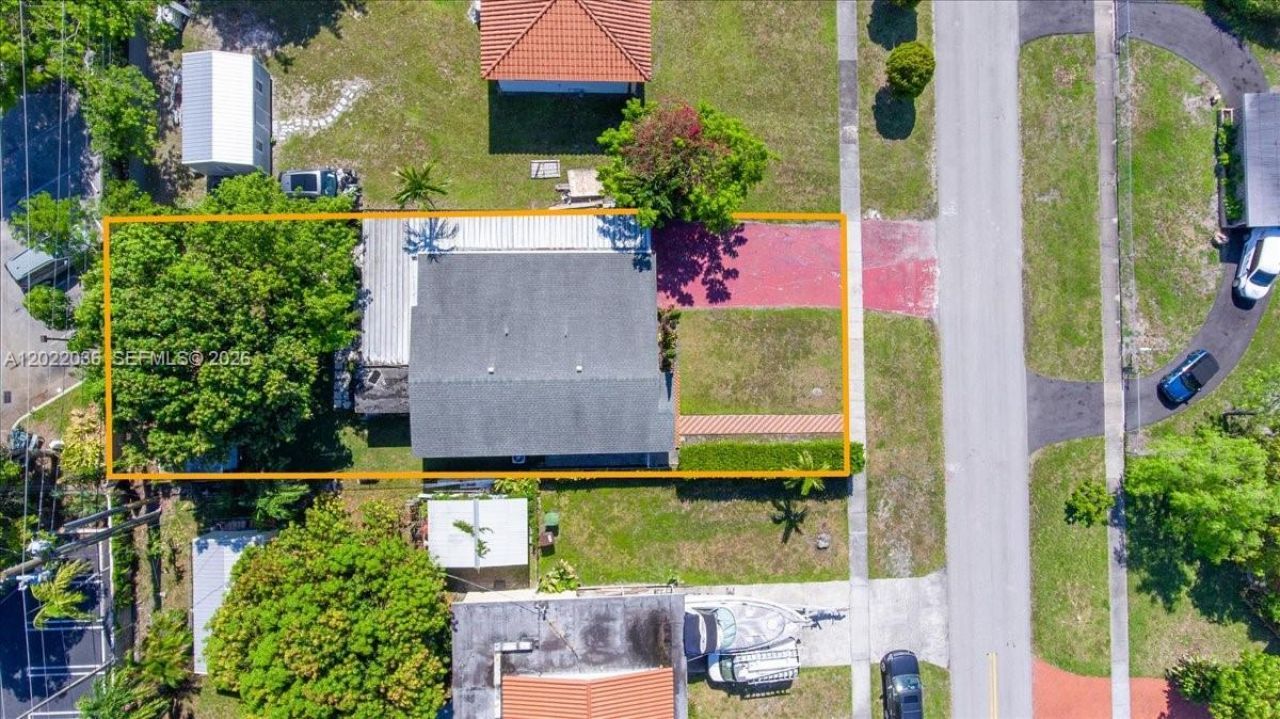 120 W 50th St , Hialeah, FL 33012 Photo