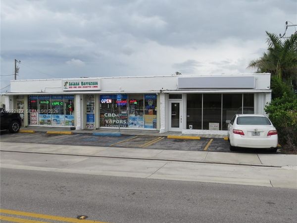 9128 SE Bridge Rd, Hobe Sound, FL 33455