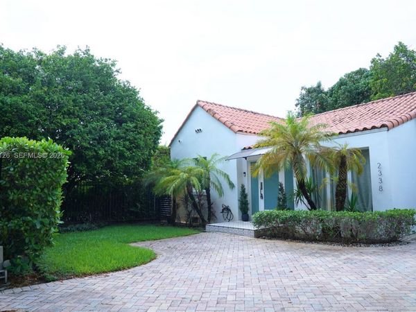 2338 SW 11th St, Unit 2338, Miami, FL 33135